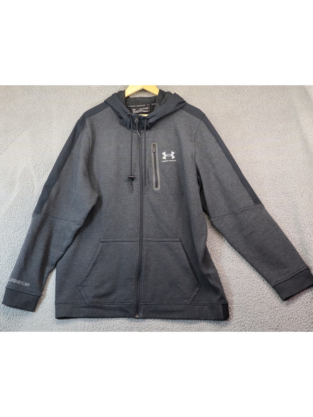 Under Armour Men sz 2XL Hoodie Black Zip Up